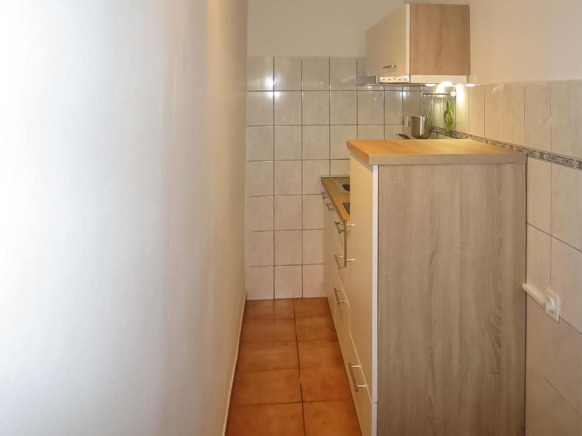 Apartment Gottwald - SRD305 Starigrad Paklenica Exterior foto
